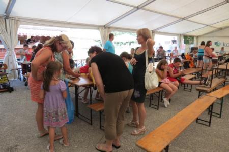 KNOBLEHARJEVO 2012- Otroški živ žav 33